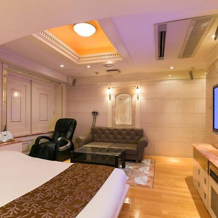 Hotel D-Wave Shinjuku（Adult Only) Токіо Екстер'єр фото