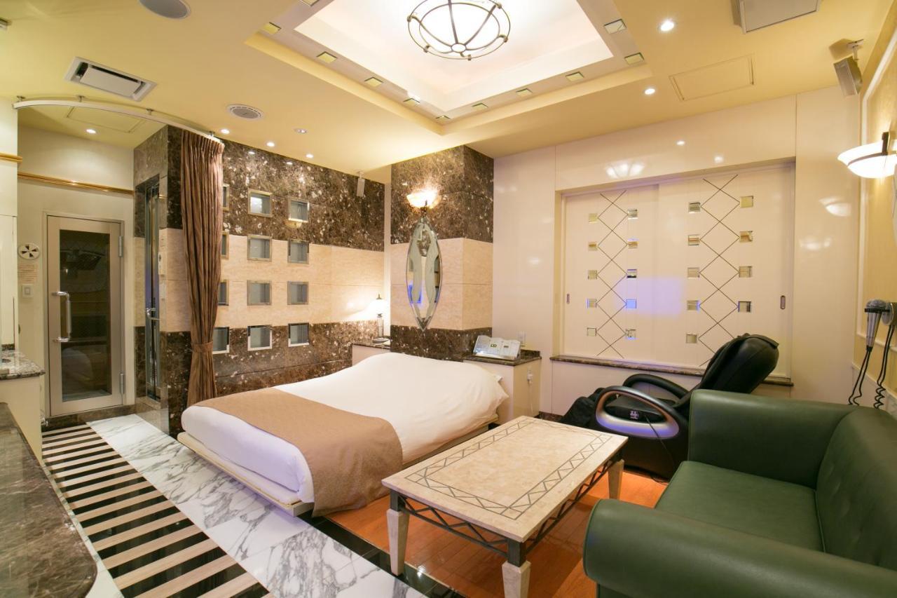 Hotel D-Wave Shinjuku（Adult Only) Токіо Екстер'єр фото