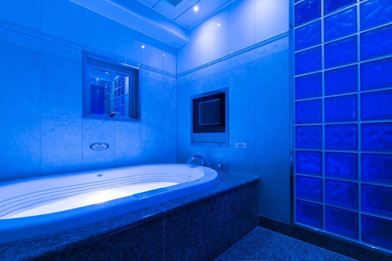 Hotel D-Wave Shinjuku（Adult Only) Токіо Екстер'єр фото