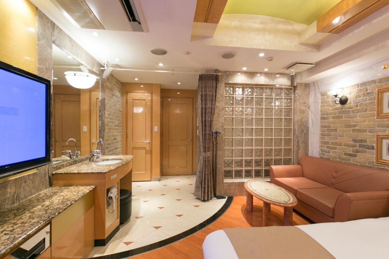 Hotel D-Wave Shinjuku（Adult Only) Токіо Екстер'єр фото